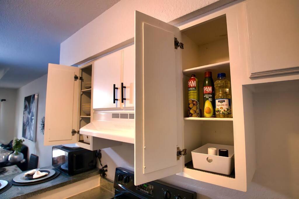 Chic & Cozy 2 Bedroom - 1 Bathroom - Rated Best Eagle Pass Kültér fotó